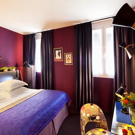 Artus 4* Paris